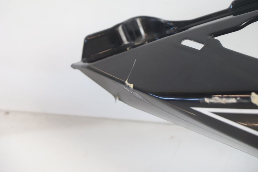photo de FLANC LATERAL AVANT GAUCHE CAN-AM SPYDER RS 1000 (2008 - 2012) - Zoom état d’usage