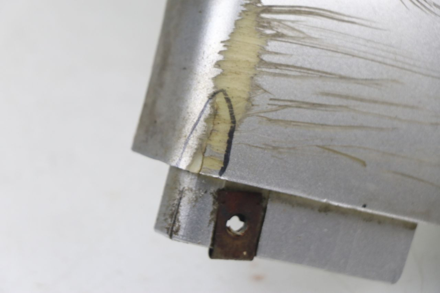 photo de FLANC LATERAL AVANT GAUCHE PEUGEOT SUM UP 125 (2008 - 2013) - Vue rapprochée