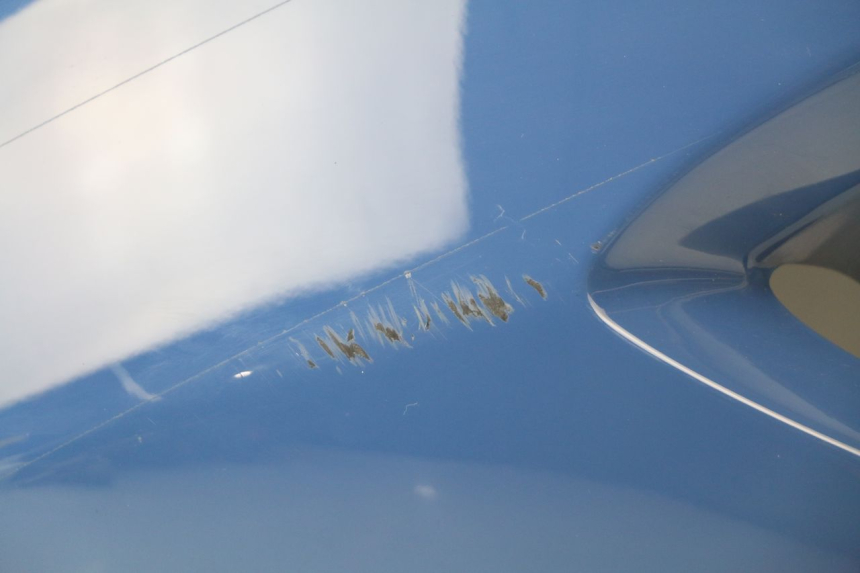 photo de FLANC LATERAL AVANT GAUCHE YAMAHA TDM ABS 900 (2002 - 2014) - Détails caractéristiques