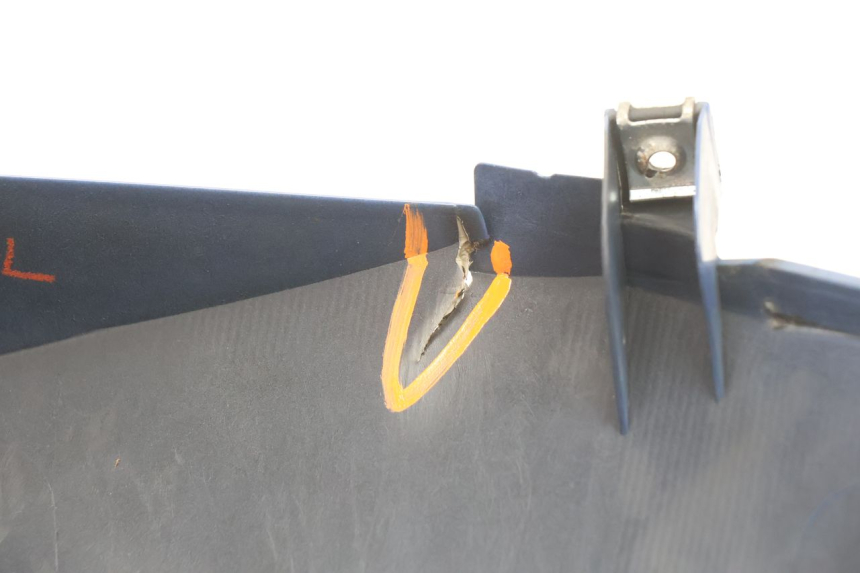 photo de FLANC LATERAL AVANT GAUCHE YAMAHA TDM ABS 900 (2002 - 2014) - État de surface