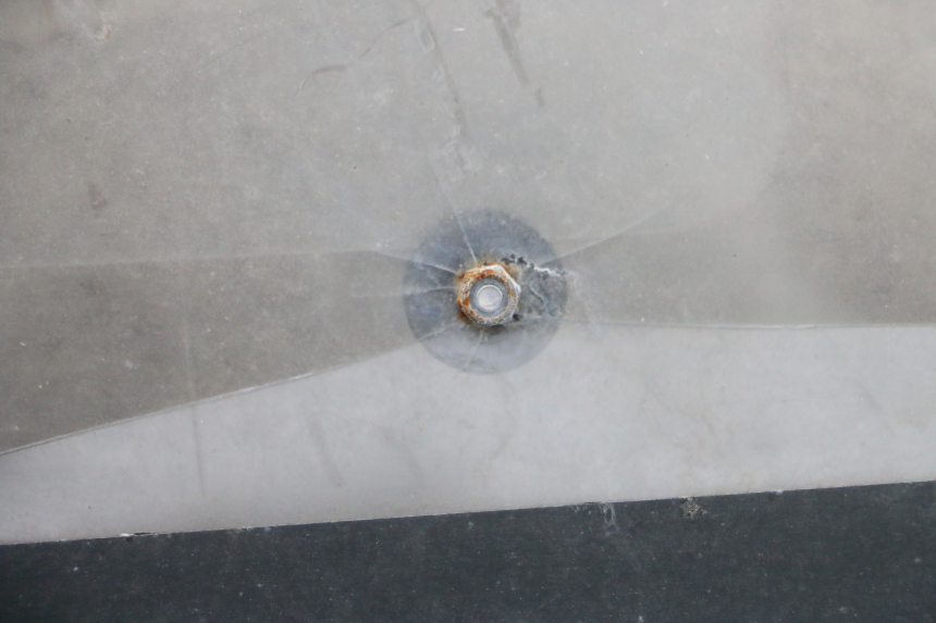 photo de FLANC LATERAL AVANT GAUCHE RENAULT TWIZY 45 (2012 - 2019) - État de surface