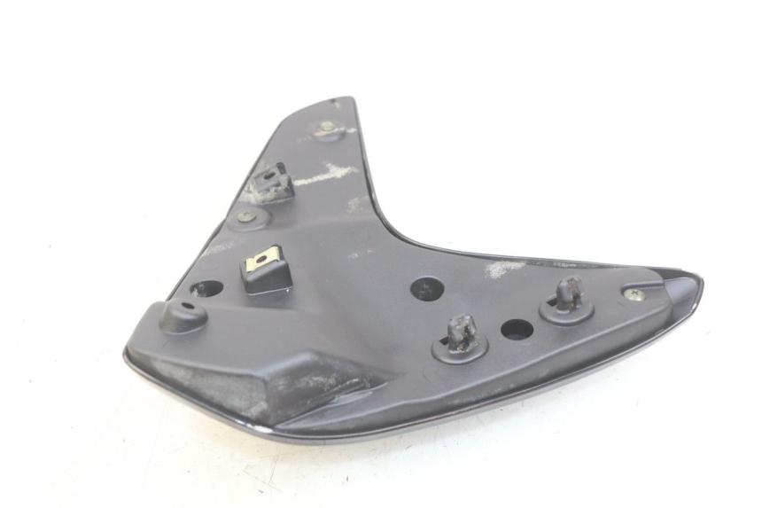 photo de FLANC LATERAL AVANT GAUCHE SYM WOLF SB 125 (2011 - 2018) - Autre angle de vue