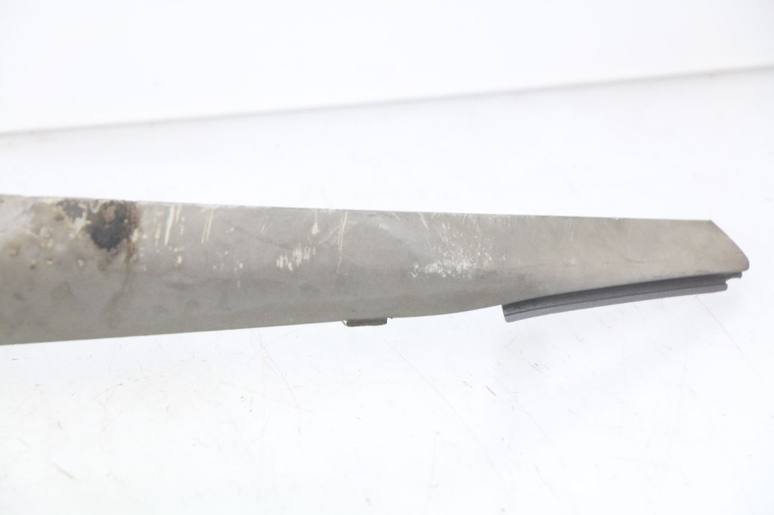 photo de FLANC LATERAL AVANT GAUCHE YAMAHA XMAX X-MAX 125 (2006 - 2009) - Zoom composants