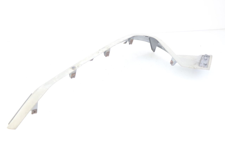 photo de FLANC LATERAL AVANT GAUCHE YAMAHA XMAX X-MAX 125 (2006 - 2009) - État de surface