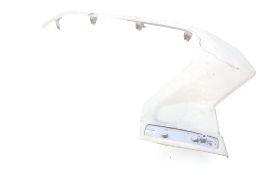 photo de FLANC LATERAL AVANT GAUCHE YAMAHA XMAX X-MAX 125 (2006 - 2009) - Pièce contrôlée