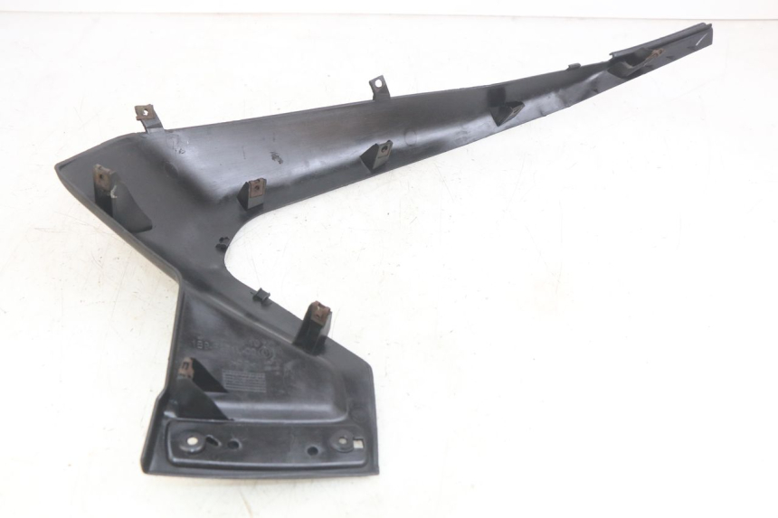 photo de FLANC LATERAL AVANT GAUCHE YAMAHA X-MAX XMAX 250 (2006 - 2009) - Zoom état d’usage