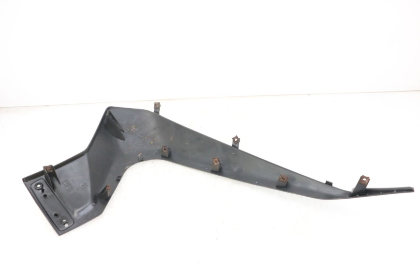 photo de FLANC LATERAL AVANT GAUCHE YAMAHA X-MAX XMAX 250 (2006 - 2009) - Détail de la pièce