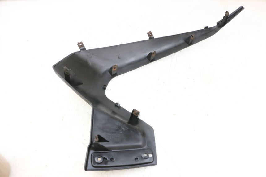 photo de FLANC LATERAL AVANT GAUCHE YAMAHA XMAX X-MAX 125 (2006 - 2009) - Zoom état d’usage