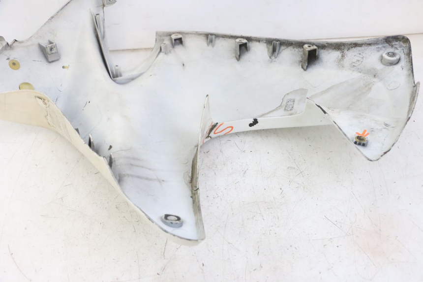 photo de FLANC LATERAL AVANT GAUCHE HONDA XLV VARADERO 125 (2000 - 2006) - Zoom état d’usage