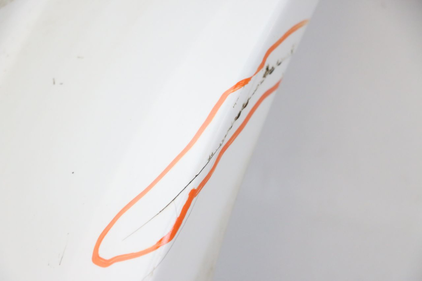 photo de FLANC LATERAL AVANT GAUCHE HONDA XLV VARADERO 125 (2000 - 2006) - Zoom état d’usage