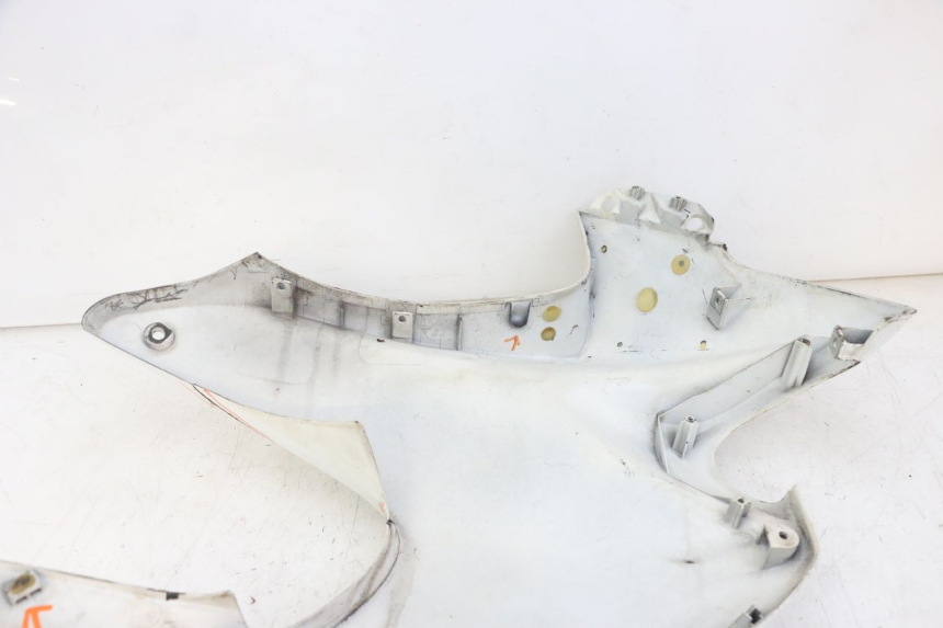 photo de FLANC LATERAL AVANT GAUCHE HONDA XLV VARADERO 125 (2000 - 2006) - Pièce contrôlée