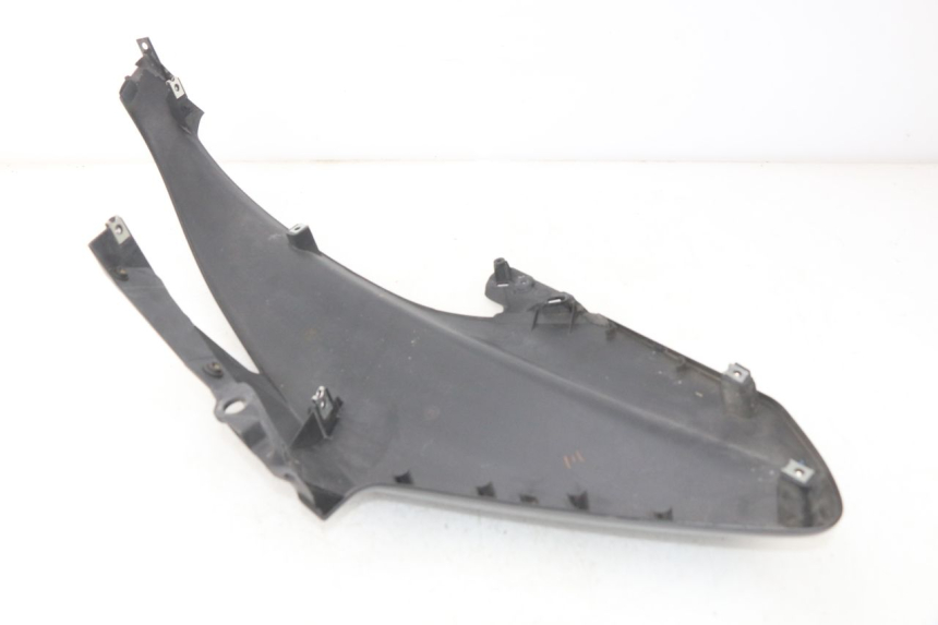 photo de FLANC LATERAL AVANT GAUCHE YAMAHA XP T-MAX TMAX 500 (2008 - 2012) - Gros plan technique