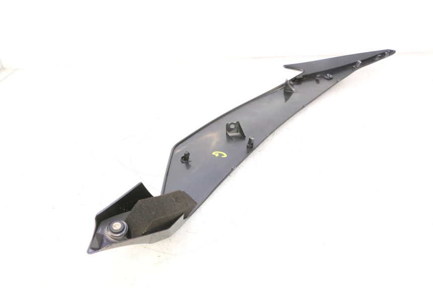photo de FLANC LATERAL AVANT GAUCHE YAMAHA YZF R6 600 (2008 - 2009) - Focus structure