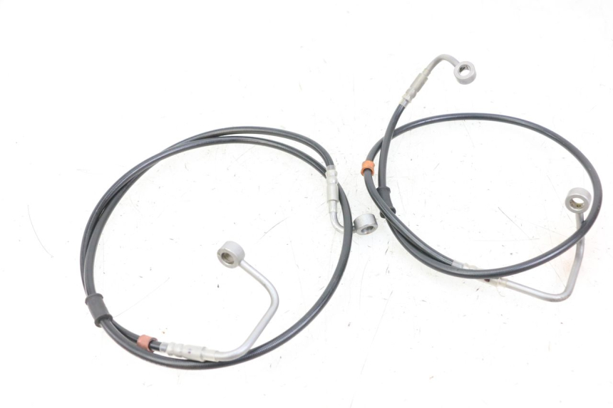 photo de FLEXIBLE FREIN ARRIÈRE ROYAL ENFIELD CONTINENTAL GT 650 (2019 - 2024) - Détail de la pièce