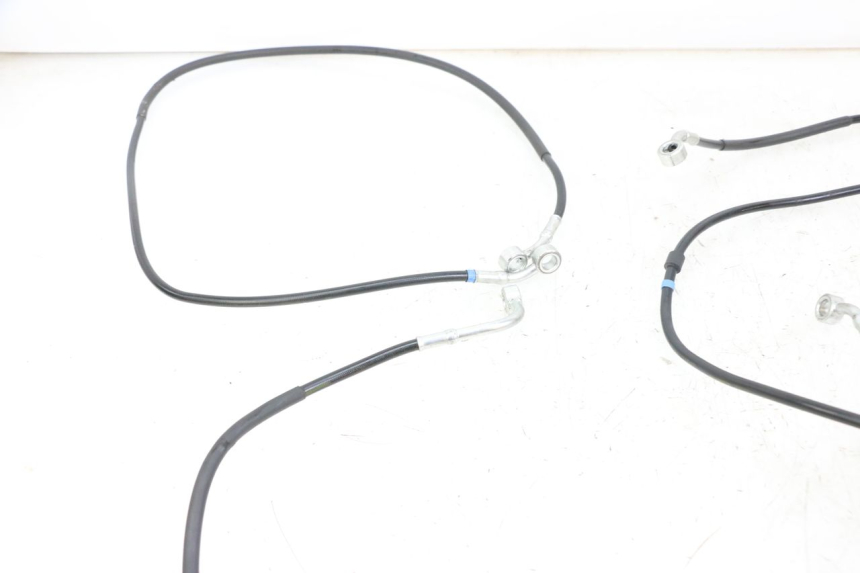 photo de FLEXIBLE FREIN AVANT ET ARRIÈRE HUSQVARNA SVARTPILEN 401 (2018 - 2023) - Zoom état d’usage