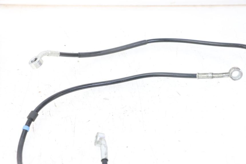 photo de FLEXIBLE FREIN AVANT ET ARRIÈRE HUSQVARNA SVARTPILEN 401 (2018 - 2023) - Gros plan technique