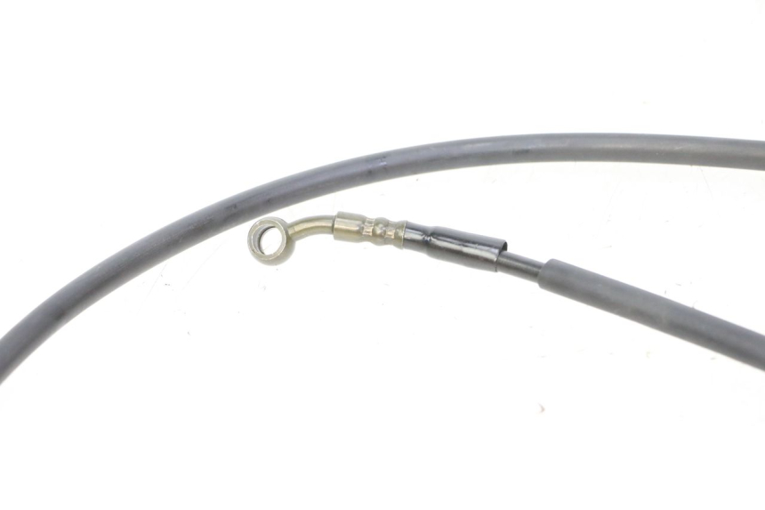 photo de FLEXIBLE FREIN AVANT ET ARRIÈRE APOLLO RFZ 125 - Gros plan technique