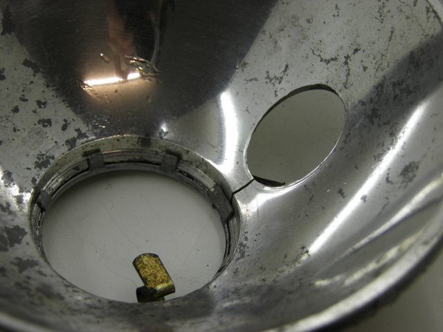 photo de FOND DE PHARE PIAGGIO VESPA PX 125 (1997 - 2007) - Zoom état d’usage