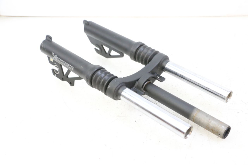 photo de FOURCHE SEGWAY NINEBOT ZT3 PRO 1 - Points de fixation