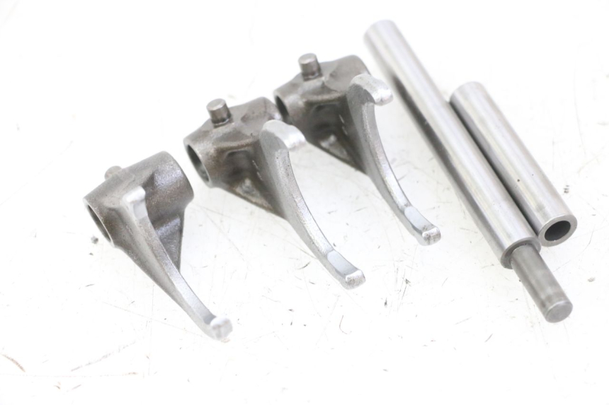 photo de FOURCHETTE BOITE KAWASAKI KX F KXF 450 (2009 - 2011) - Gros plan technique