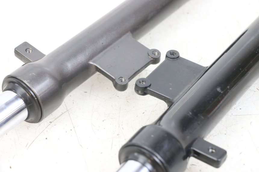 photo de FOURREAU FOURCHE KYMCO AGILITY 4T 50 (2018 - 2022) - Marquages et références