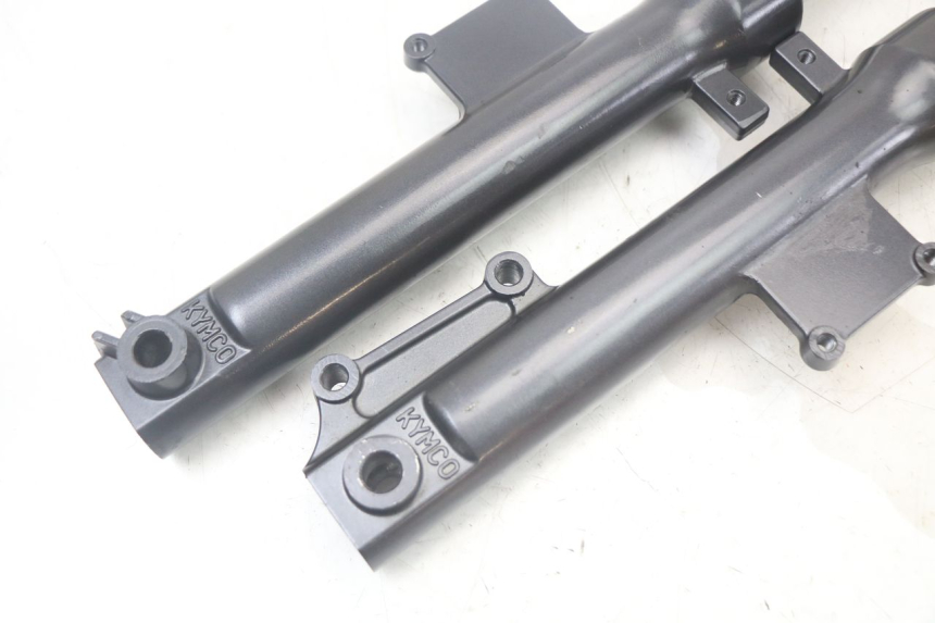 photo de FOURREAU FOURCHE KYMCO AGILITY 4T 50 (2018 - 2022) - Détail de la pièce