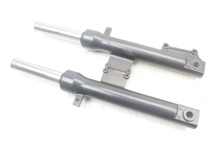 photo de FOURREAU FOURCHE KYMCO AGILITY 4T 50 (2018 - 2022) - Détails caractéristiques