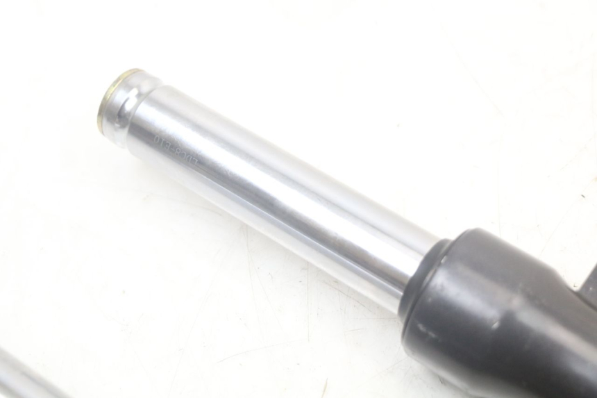 photo de FOURREAU FOURCHE KYMCO AGILITY 4T 50 (2018 - 2022) - Zoom composants