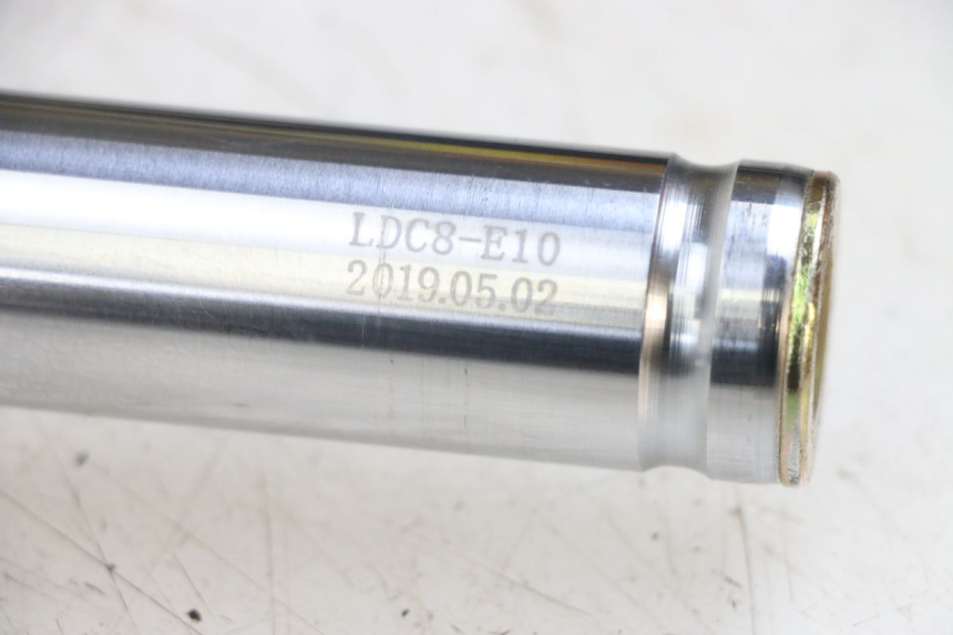 photo de FOURREAU FOURCHE KYMCO AGILITY 4T 50 (2018 - 2022) - Autre angle de vue