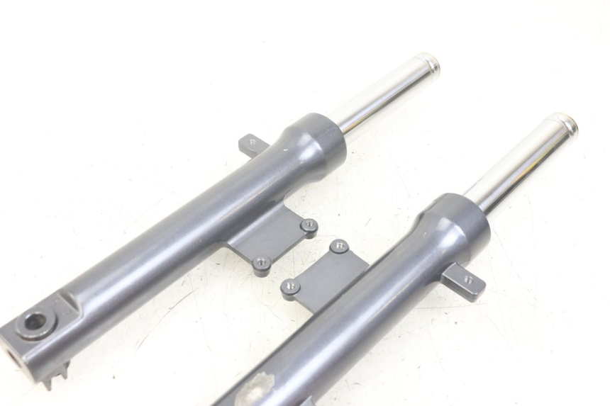 photo de FOURREAU FOURCHE KYMCO AGILITY 4T 50 (2018 - 2022) - Vue d’ensemble