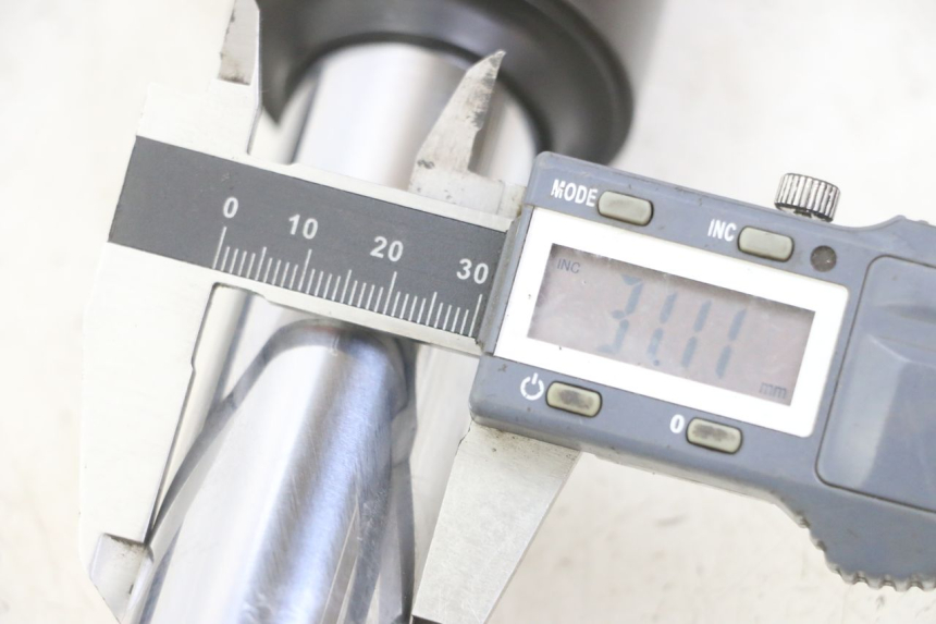 photo de Fork tube KYMCO AGILITY 4T 50 (2005 - 2018) - Détail de la pièce