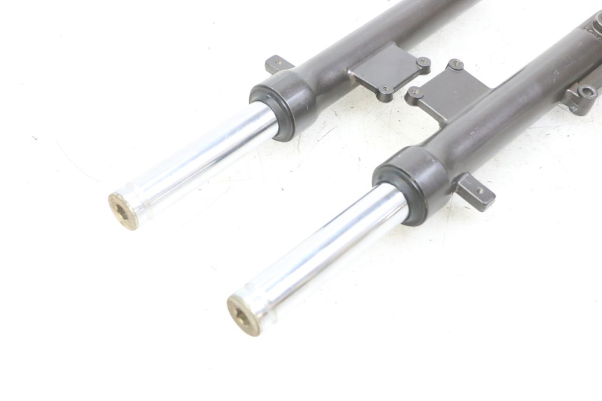 photo de Fork tube KYMCO AGILITY 4T 50 (2005 - 2018) - Zoom état d’usage