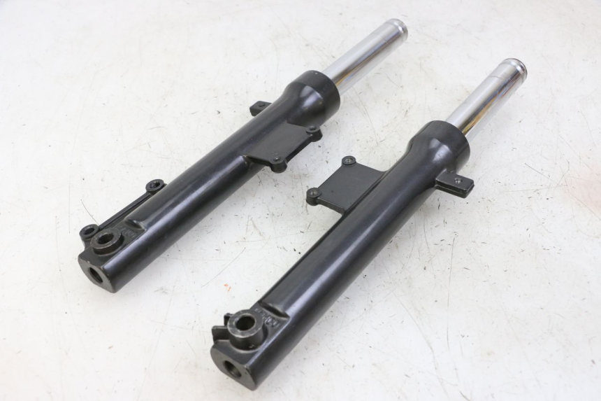 photo de Fork tube KYMCO AGILITY 4T 50 (2005 - 2018) - Vue d’ensemble