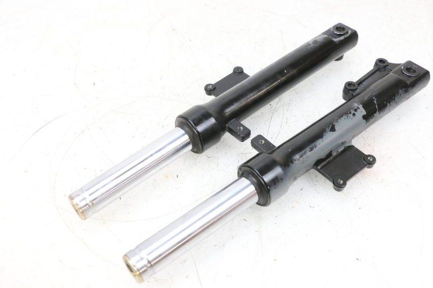 photo de FOURREAU FOURCHE KYMCO AGILITY 4T 50 (2018 - 2022) - Détail de la pièce