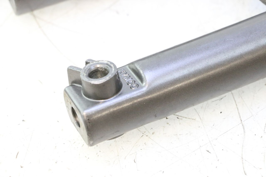 photo de Fork tube KYMCO AGILITY 4T 50 (2005 - 2018) - Focus structure