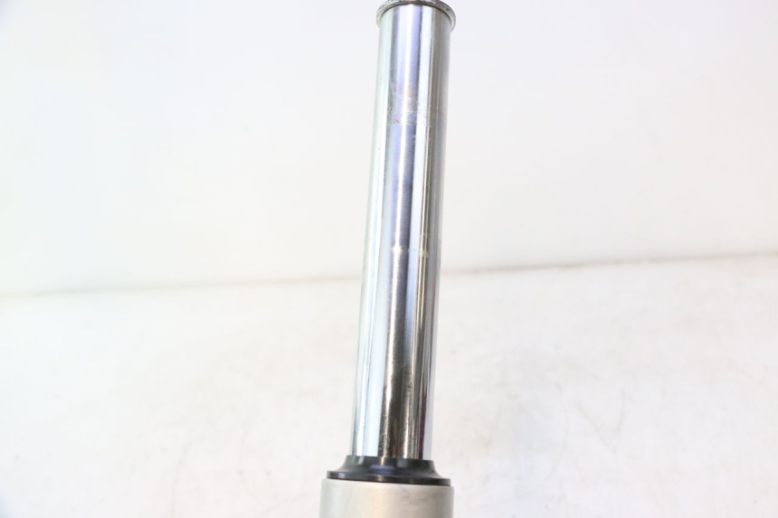 photo de FOURREAU FOURCHE SUZUKI BURGMAN 125 (2007 - 2014) - Zoom état d’usage