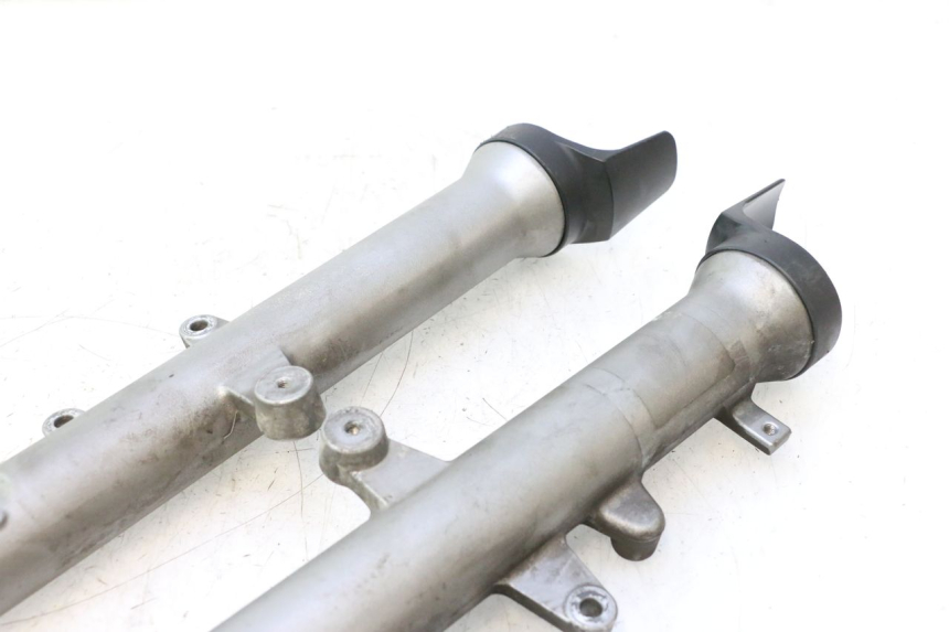 photo de FOURREAU FOURCHE SUZUKI BURGMAN EXECUTIVE ABS 650 (2006 - 2012) - Points de fixation