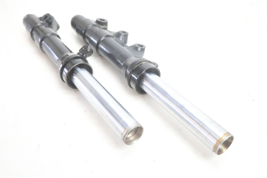 photo de FOURREAU FOURCHE YAMAHA BW'S BWS 125 (2010 - 2013) - Marquages et références