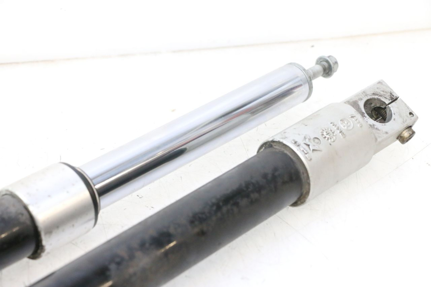 photo de FOURREAU FOURCHE BMW C1 125 (2000 - 2003) - Détails caractéristiques