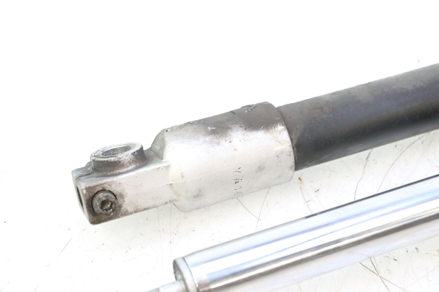 photo de FOURREAU FOURCHE BMW C1 125 (2000 - 2003) - Vue rapprochée