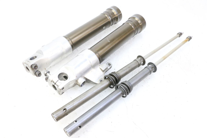 photo de FOURREAU FOURCHE HONDA CBR RR FIREBLADE 900 (1992 - 1994) - Angle alternatif