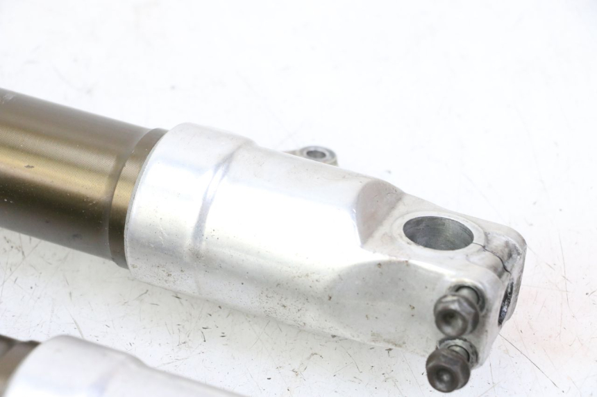 photo de FOURREAU FOURCHE HONDA CBR RR FIREBLADE 900 (1992 - 1994) - Marquages et références