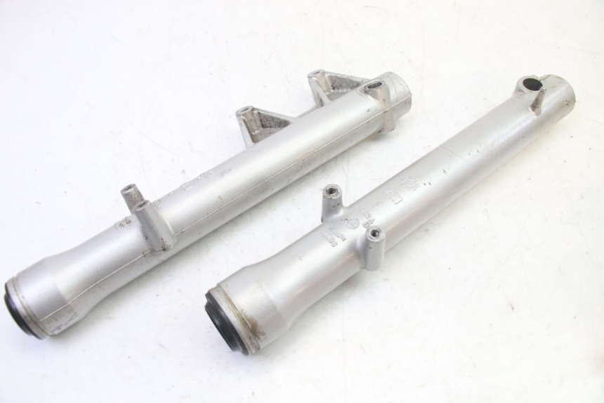 photo de FOURREAU FOURCHE APRILIA CLASSIC 125 (1995 - 2001) - Autre angle de vue