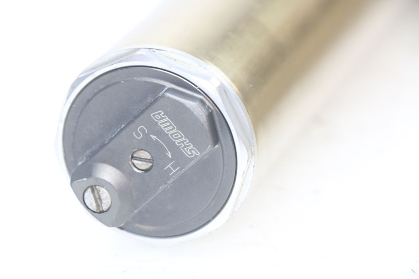 photo de FOURREAU FOURCHE HONDA CRF 250 (2013 - 2016) - Vue rapprochée