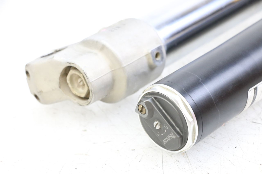 photo de FOURREAU FOURCHE HONDA CRF R 250 (2020 - 2021) - Inspection visuelle