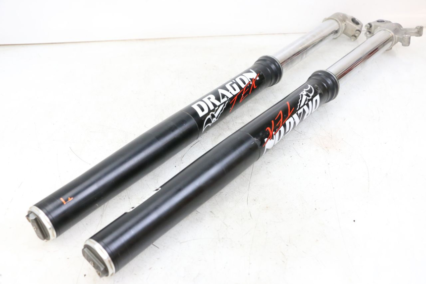 photo de FOURREAU FOURCHE HONDA CRF R 250 (2020 - 2021) - État de surface