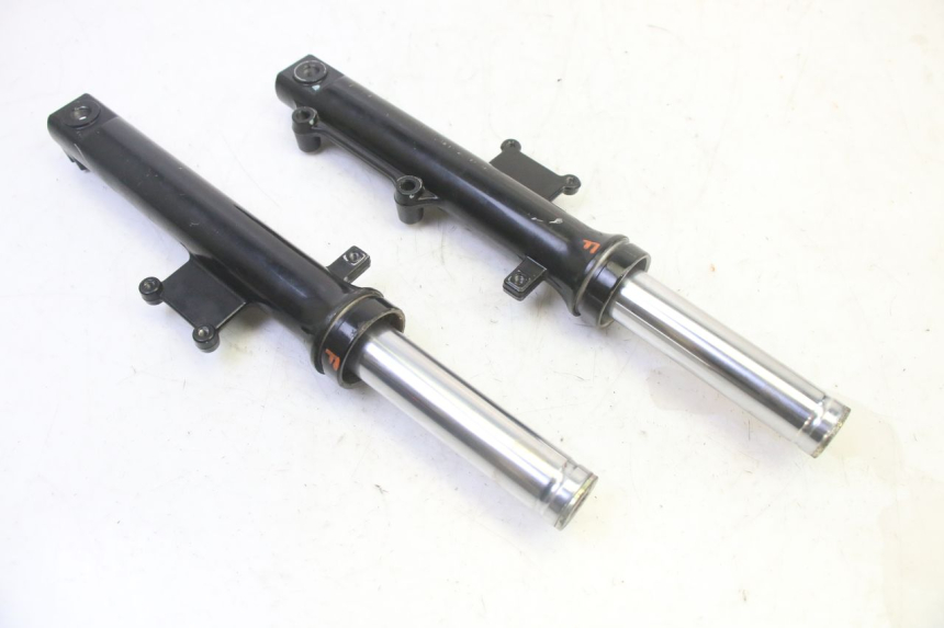 photo de FOURREAU FOURCHE SYM CROX 4T 50 (2016 - 2023) - Détail de la pièce