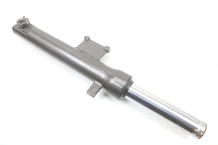 photo de FOURREAU FOURCHE DROIT KYMCO AGILITY 4T 50 (2005 - 2018) - Vue d’ensemble