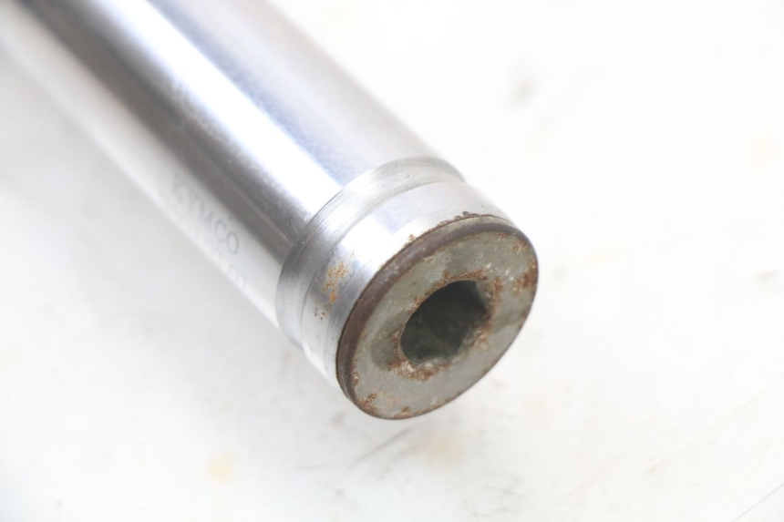 photo de FOURREAU FOURCHE DROIT KYMCO AGILITY 4T 50 (2005 - 2018) - Pièce contrôlée