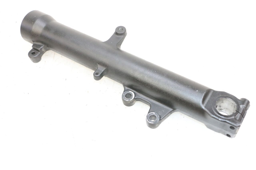 photo de FOURREAU FOURCHE DROIT SUZUKI DL V STROM 1000 (2002 - 2007) - Gros plan technique